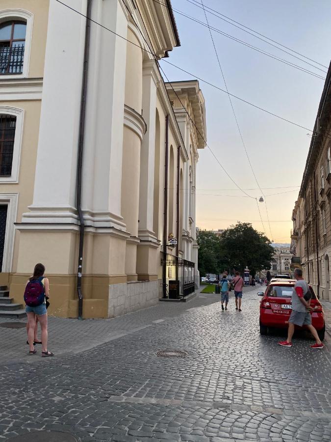 Апартаменты Королівські покої у Львові на вулиці Лесі Українки 19, 8 Экстерьер фото